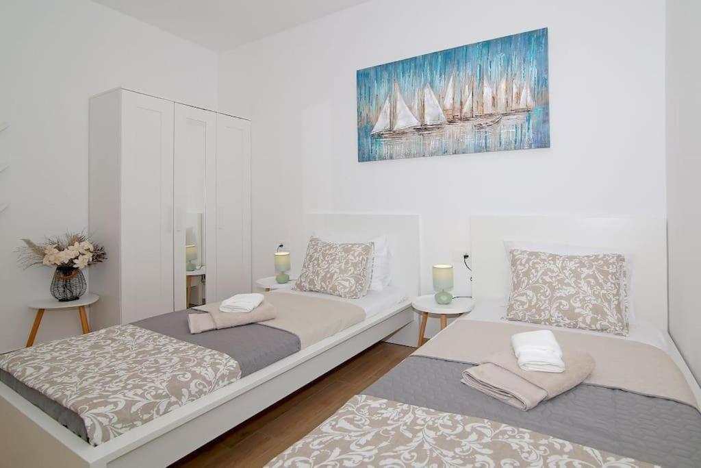 Studio Apartman Karlita Slano Buitenkant foto